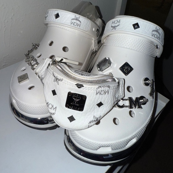 MCM Crocs Classic Mega Crush Clog - Picture 1 of 3
